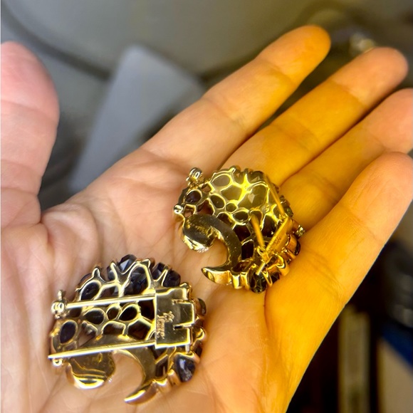 1949 Alfred Philippe for Trifari faux sapphire fruit salad clip brooch.Pristine - Picture 7 of 7